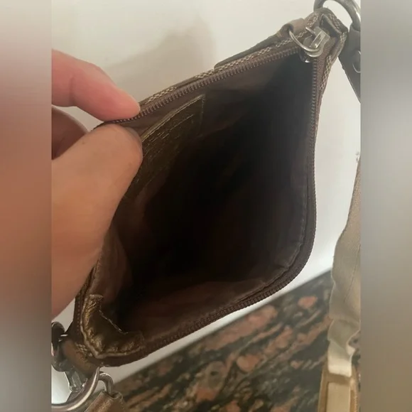 Coach messenger bag. Used. Condition 10:10 - Picture 7 of 12